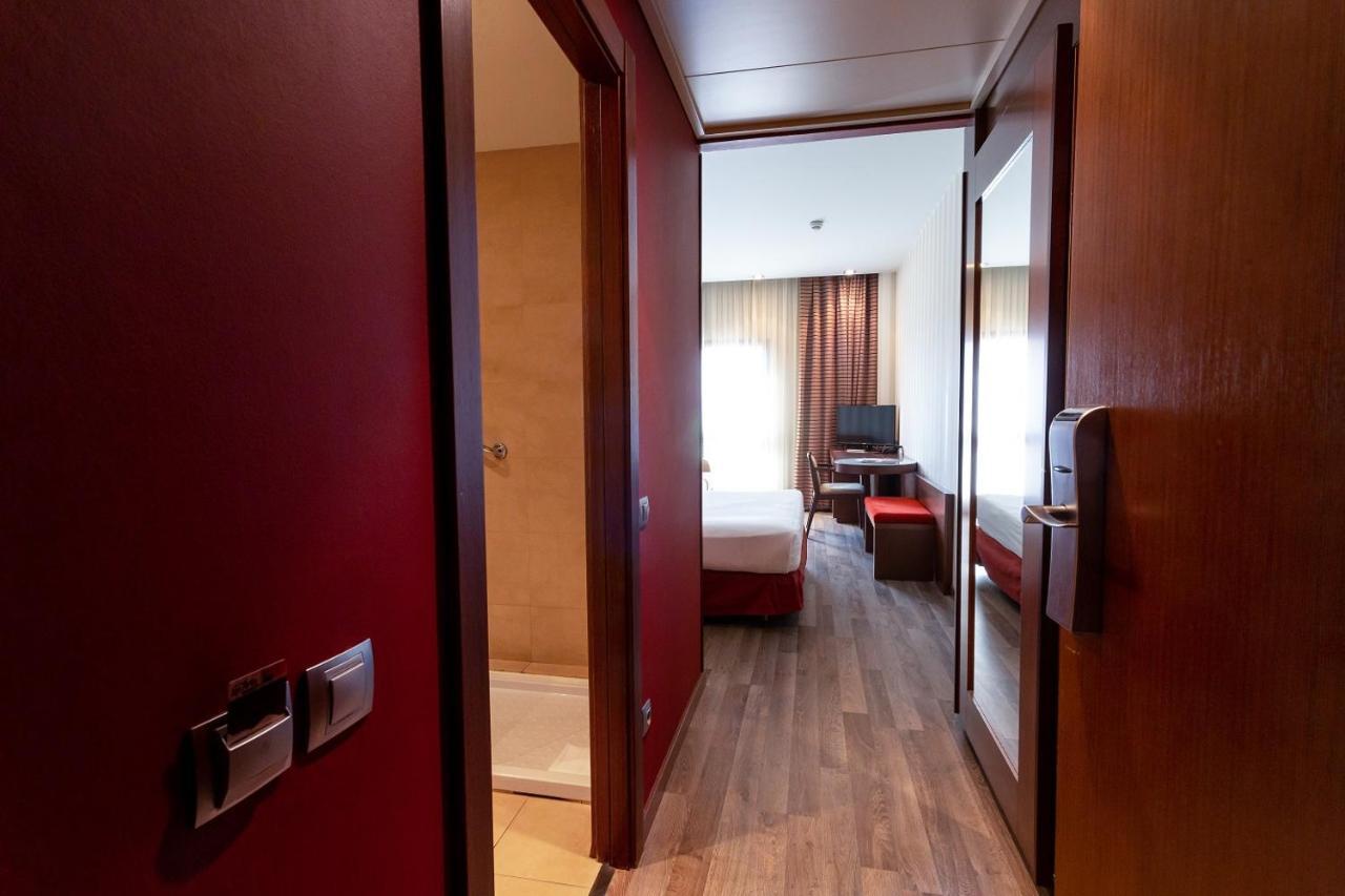 Hotel Las Artes Пинто Экстерьер фото