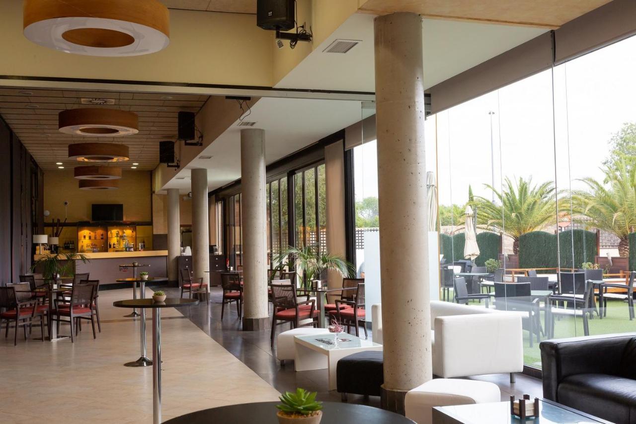 Hotel Las Artes Пинто Экстерьер фото